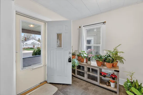 $191,900 | 359 Lakeview Avenue, Battle Creek, MI 49015