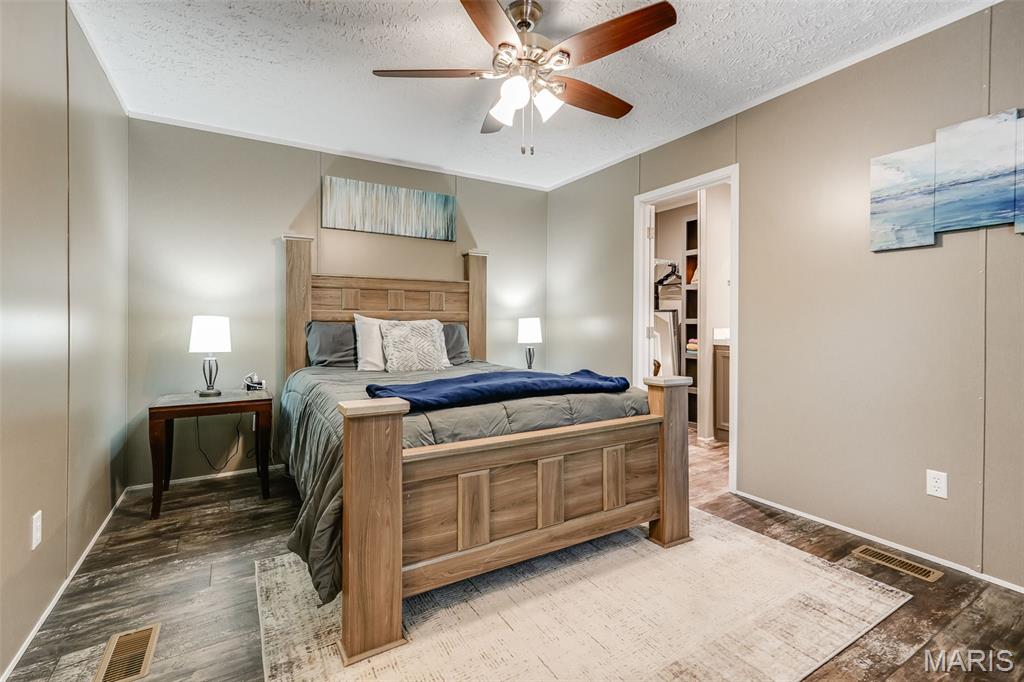 19950 Harbor Drive Carlyle, IL 62231 - Photo 33 of 42