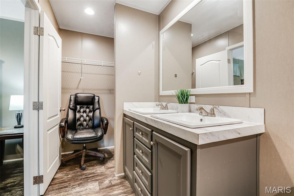 19950 Harbor Drive Carlyle, IL 62231 - Photo 35 of 42