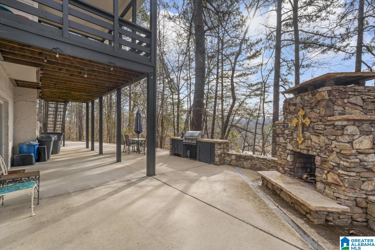 219 Cahaba Ridge Drive Trussville, AL 35173 - Photo 15 of 57