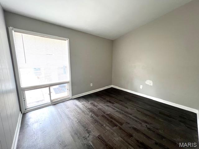 505 Ridge Drive Florissant, MO 63033 - Photo 8 of 13