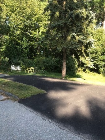 13 Pinecrest Road, Unit 13 Uxbridge, MA 01569 - Photo 15 of 23 Gallery Image 15