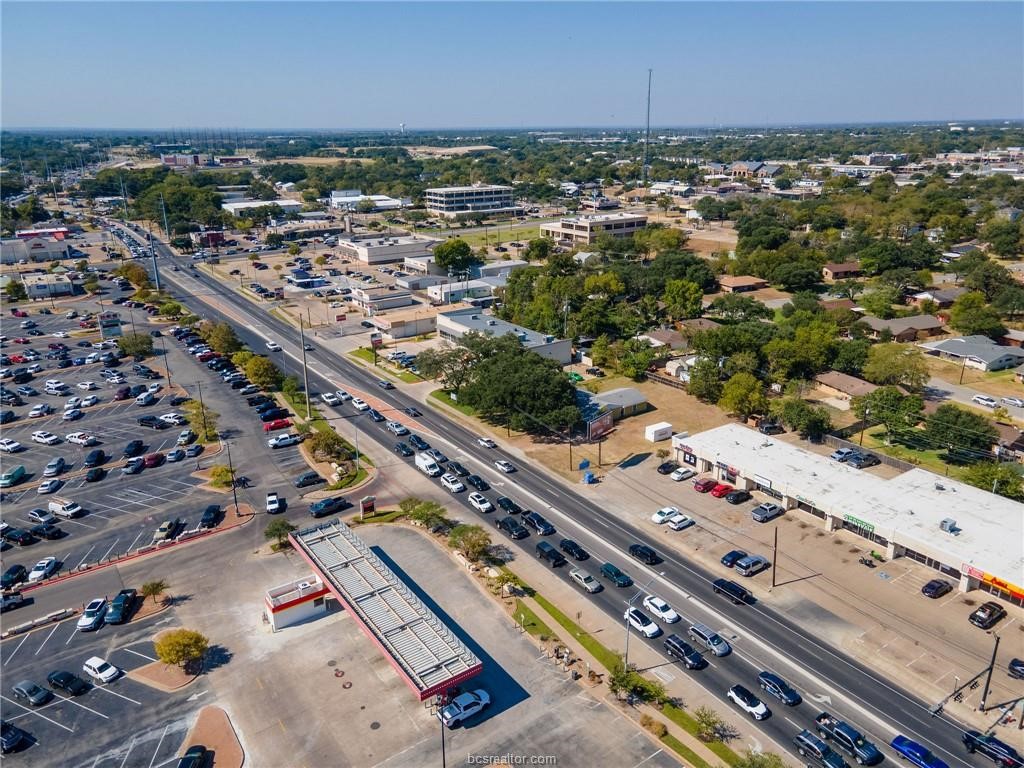 720 East Villa Maria Road Bryan, TX 77802 - Photo 8 of 17