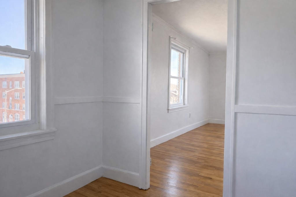 31 Chestnut Street, Unit 6 Worcester, MA 01609 - Photo 6 of 22