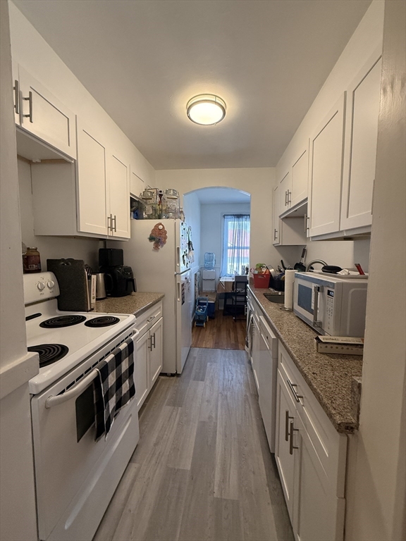 31 Chestnut Street, Unit 6 Worcester, MA 01609 - Photo 9 of 22