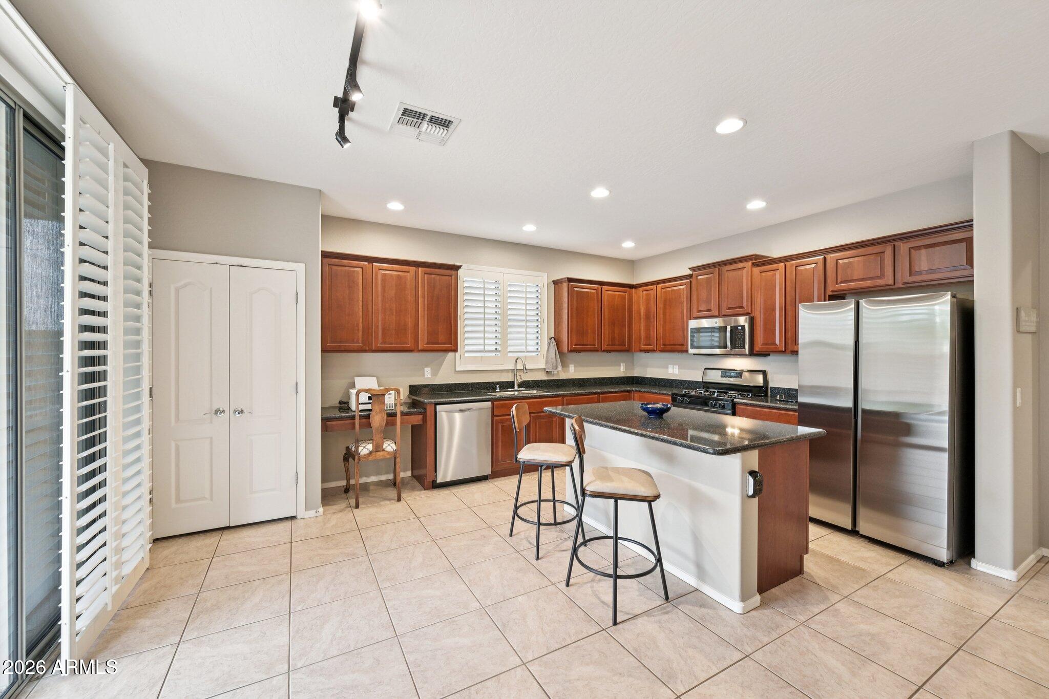 6233 West Bajada Road Phoenix, AZ 85083 - Photo 37 of 45