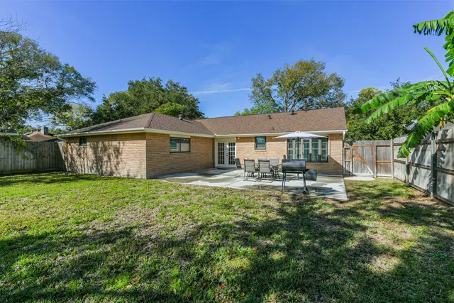 $2,800 | 1110 Buoy Road, Houston, TX 77062