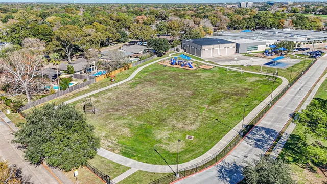 $2,800 | 1110 Buoy Road, Houston, TX 77062