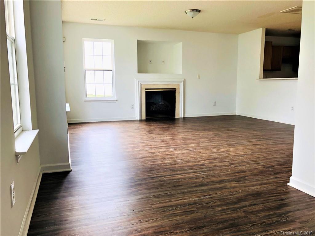 2136 Meadecroft Road Charlotte, NC 28214 - Photo 2 of 13
