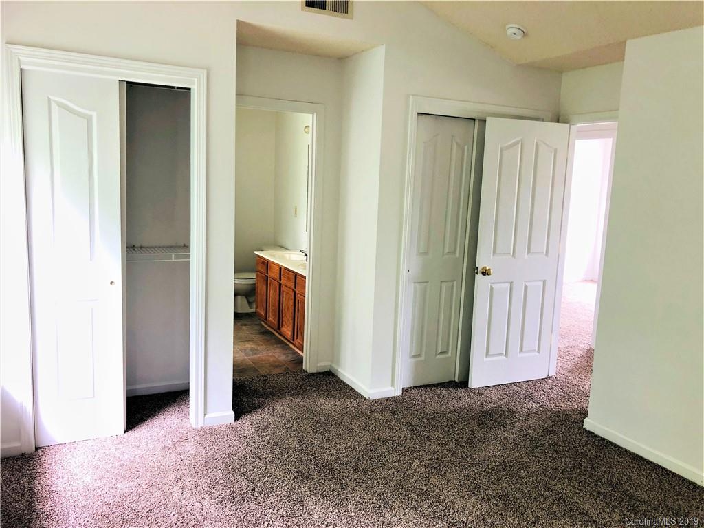 2136 Meadecroft Road Charlotte, NC 28214 - Photo 8 of 13