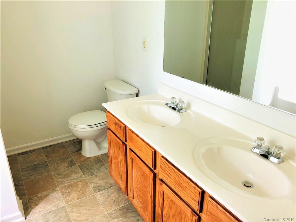 2136 Meadecroft Road Charlotte, NC 28214 - Photo 9 of 13