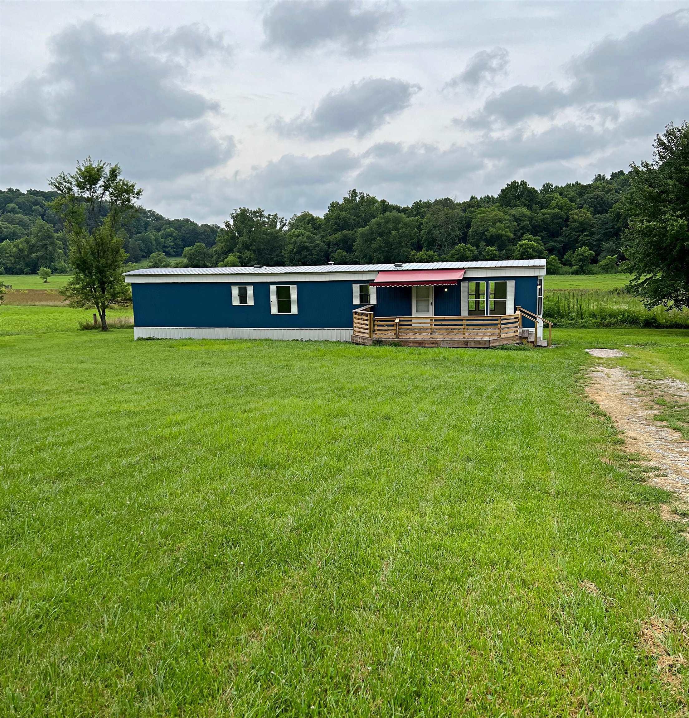 4692 South Black Ankle Road Bloomfield, IN 47424 - Photo 1 of 16 Gallery Image 1