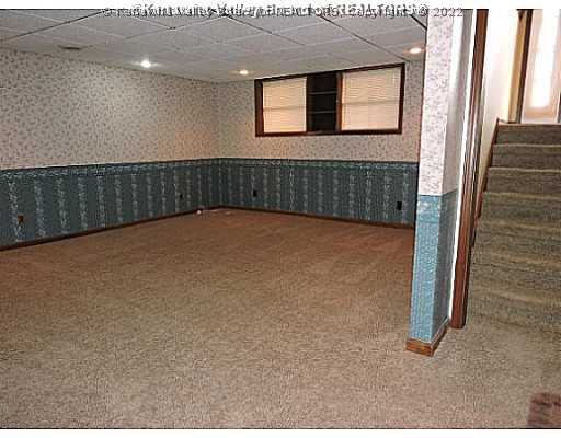 3960 Mt Union Road Huntington, WV 25701 - Photo 9 of 16 Den/Family/Great Room.