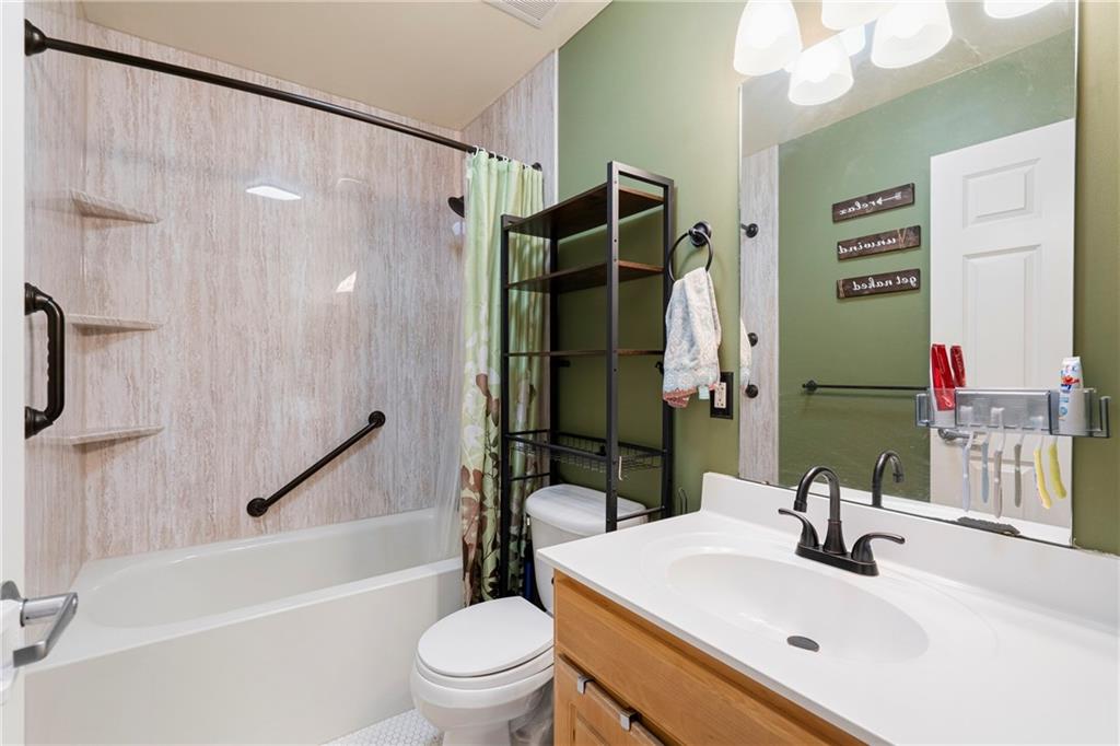 120 Pleasant Ridge Road McKees Rocks, PA 15136 - Photo 22 of 37 Gallery Image 22