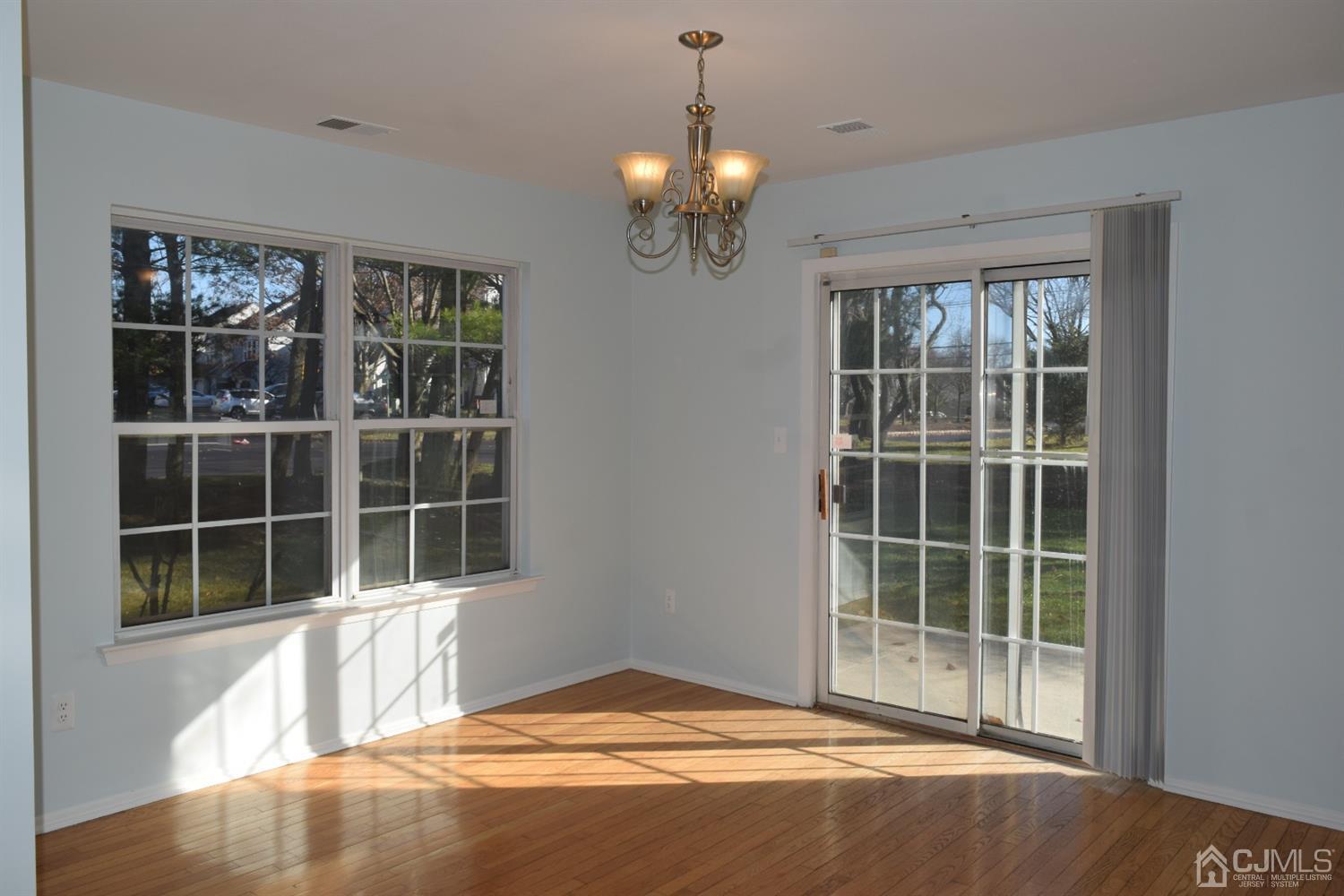 105 Orion Road Piscataway, NJ 08854 - Photo 3 of 25 Gallery Image 3
