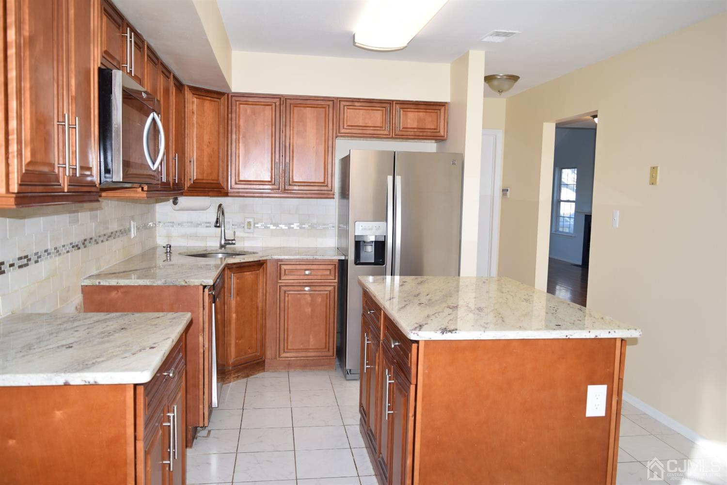 105 Orion Road Piscataway, NJ 08854 - Photo 5 of 25 Gallery Image 5