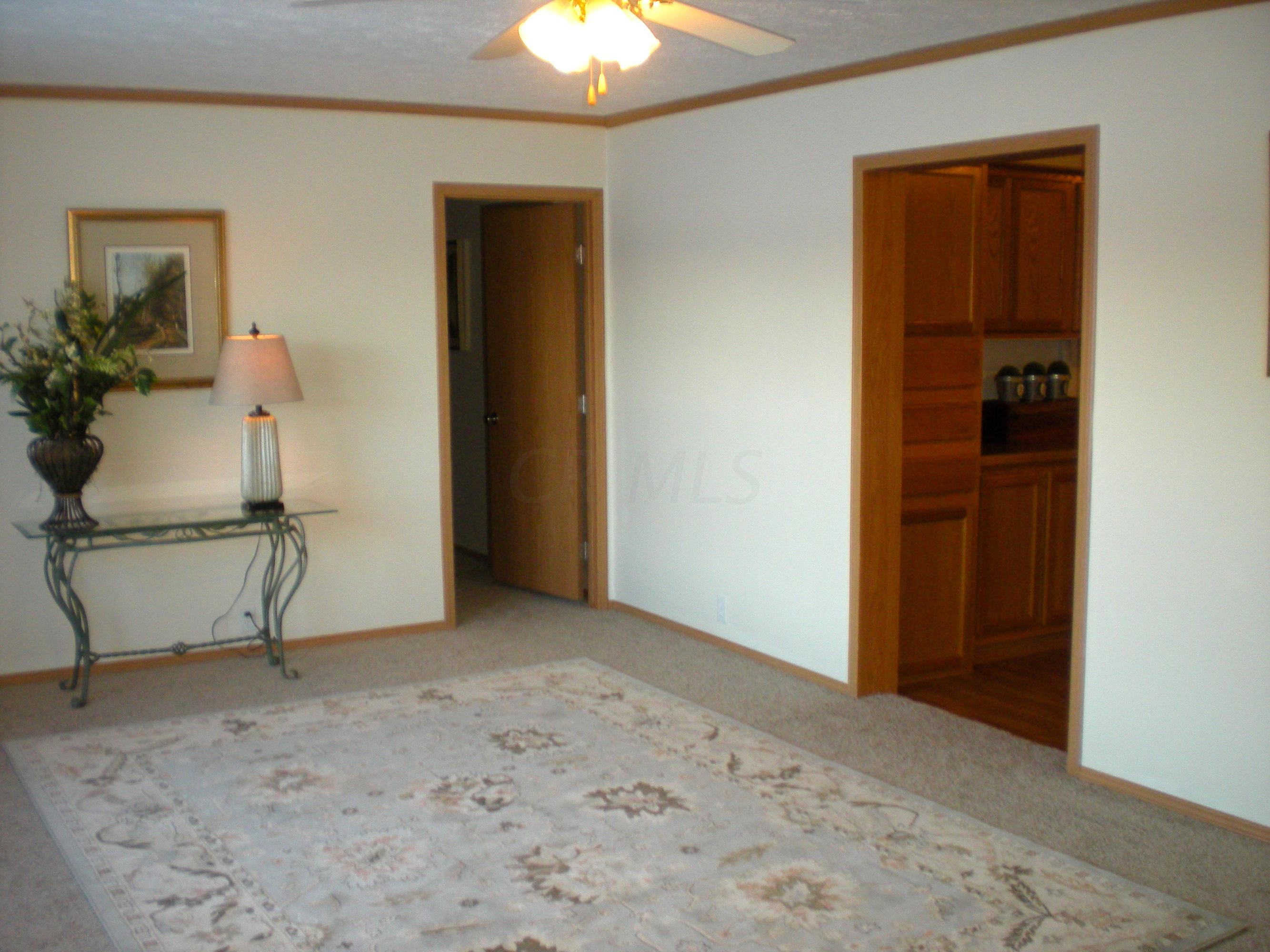 2600 Homer Road Northeast Utica, OH 43080 - Photo 3 of 32