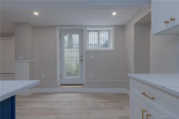 a view of livingroom with hardwood