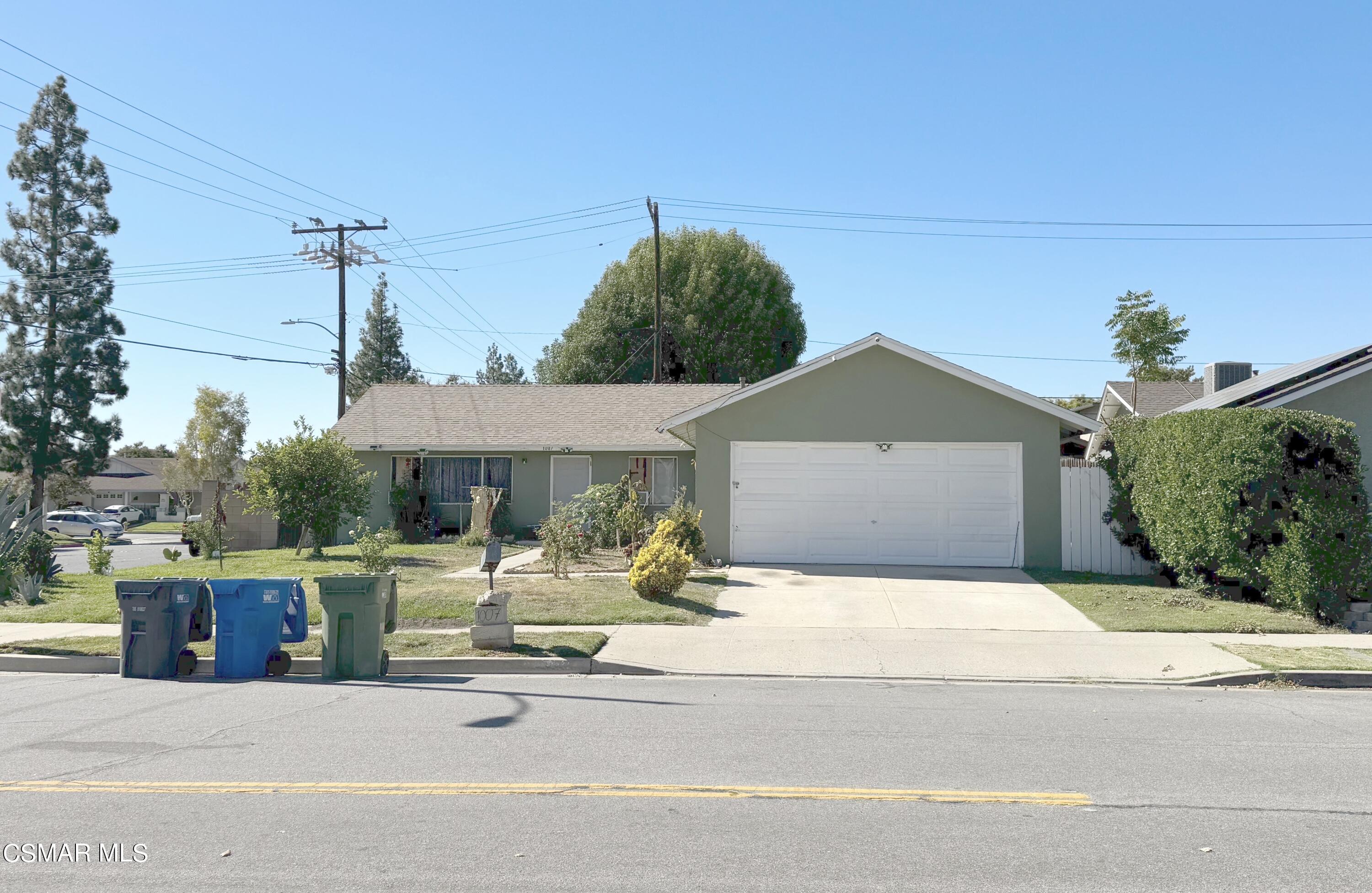 1007 Haven Avenue Simi Valley, CA 93065 - Photo 5 of 6 a view of a house with sitting area and yard