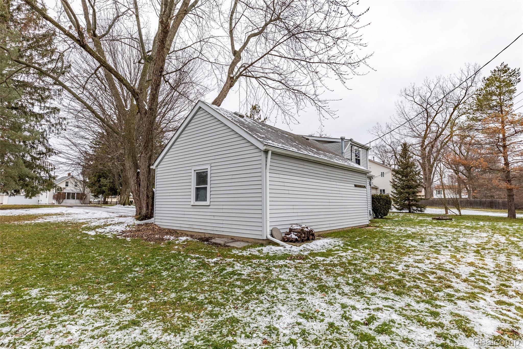 3613 Cone Avenue Rochester, MI 48309 - Photo 24 of 26 6.Back