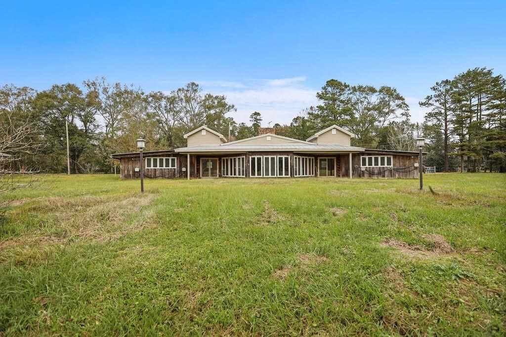 19544 Sister's Road Ponchatoula, LA 70454 - Photo 1 of 32 Gallery Image 1