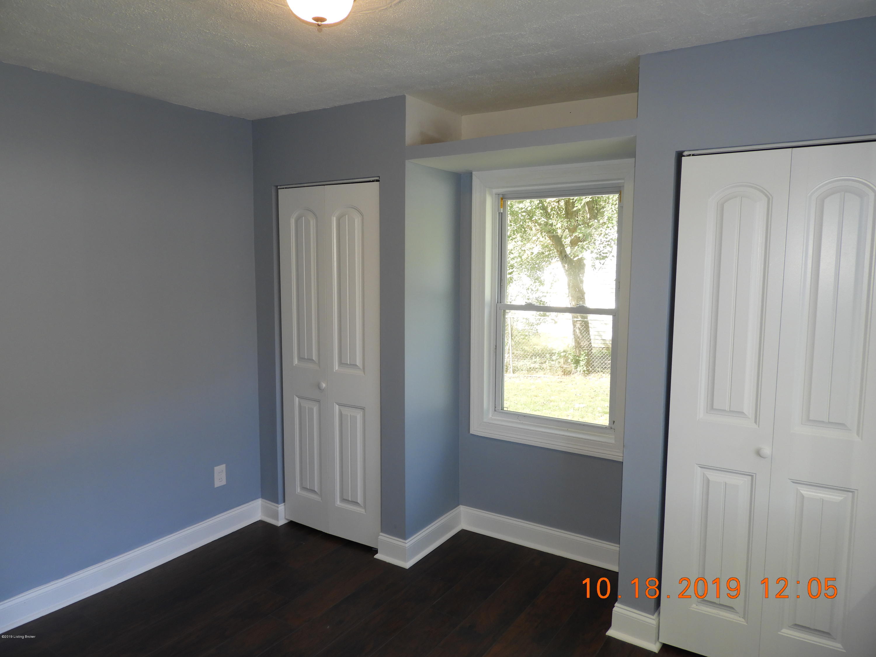 3306 Farnsley Road Louisville, KY 40216 - Photo 14 of 76 DSCN4706
