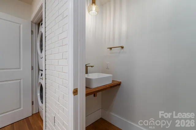 $3,295 | 1417 Havencrest Drive, Charlotte, NC 28211