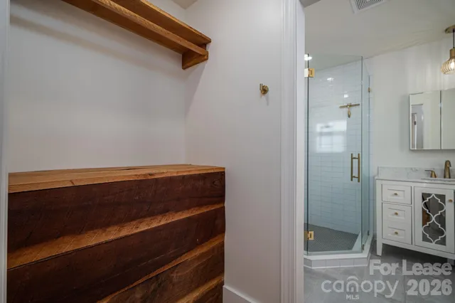 $3,295 | 1417 Havencrest Drive, Charlotte, NC 28211