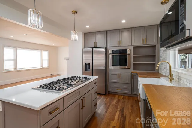 $3,295 | 1417 Havencrest Drive, Charlotte, NC 28211