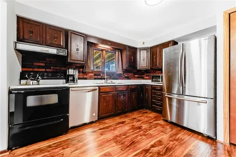 $350,000 | 440 Steiner Bridge Road, Valencia, PA 16059