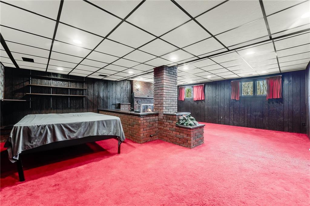 440 Steiner Bridge Road Valencia, PA 16059 - Photo 30 of 45 a bedroom with furniture and a bathtub