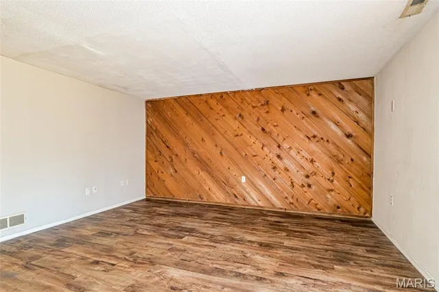 $1,855 | 12876 Vista Ridge Lane, St. Louis, MO 63138