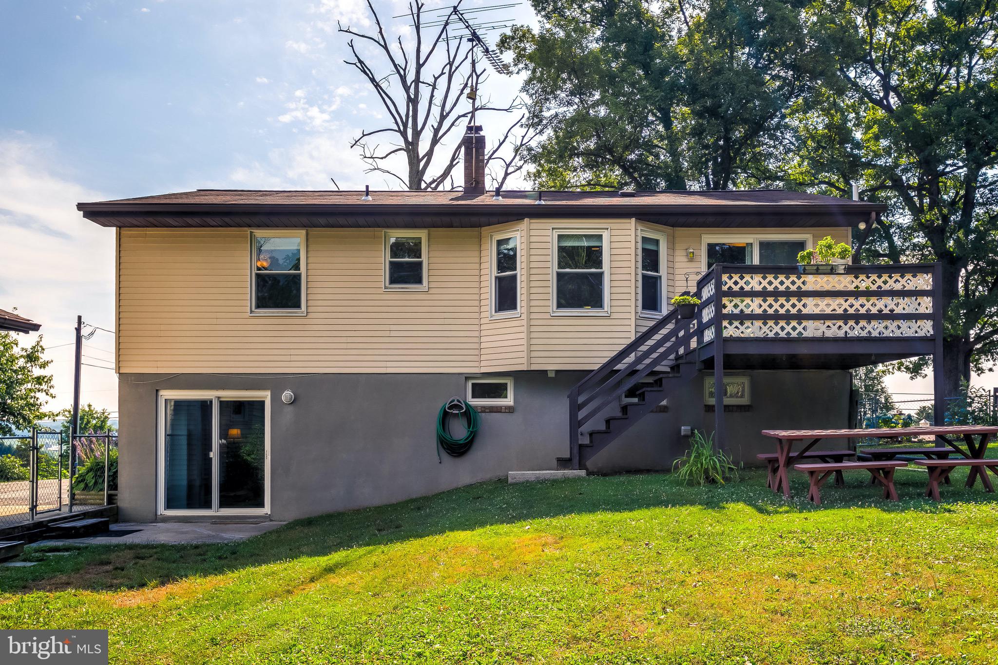 644 Jasontown Road Westminster, MD 21158 - Photo 43 of 68 Walk out from both levels