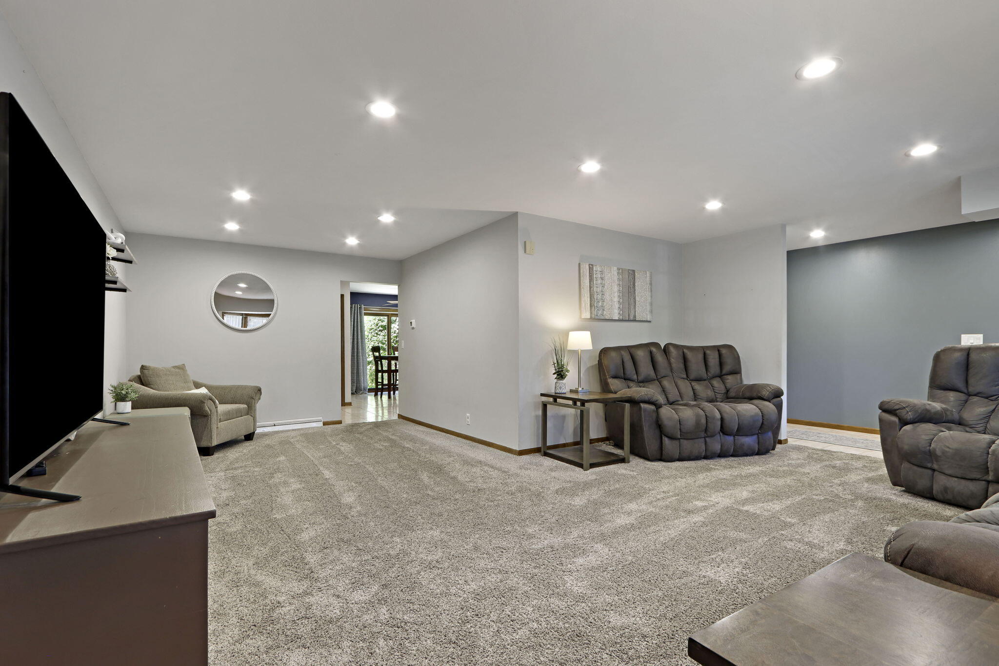 3625 South Brentwood Road New Berlin, WI 53151 - Photo 7 of 32 Great Room