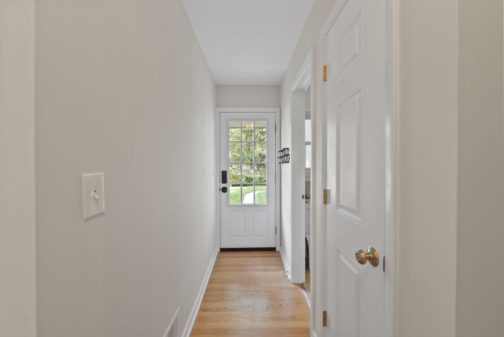 3170 Brandon Road Upper Arlington, OH 43221 - Photo 39 of 104 hall
