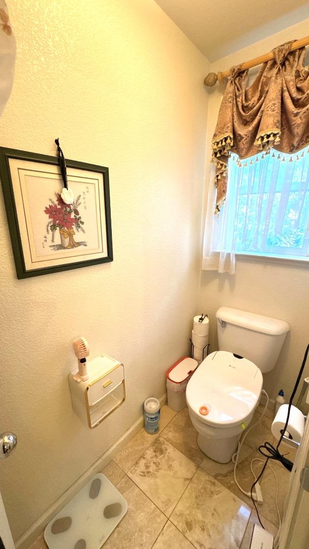 8649 Red Clover Way Elk Grove, CA 95624 - Photo 21 of 37