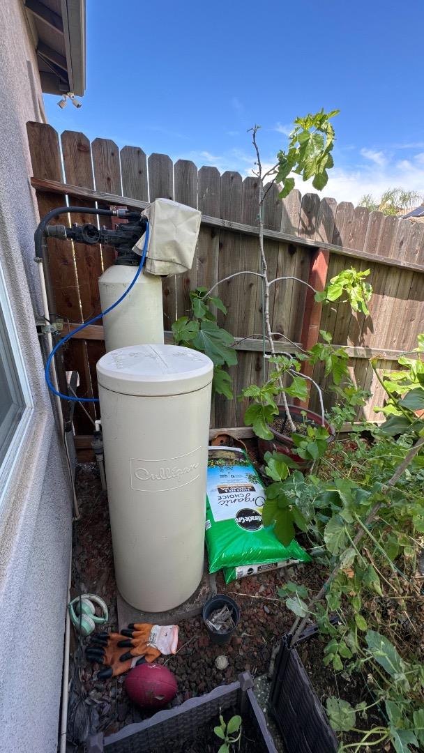 8649 Red Clover Way Elk Grove, CA 95624 - Photo 36 of 37