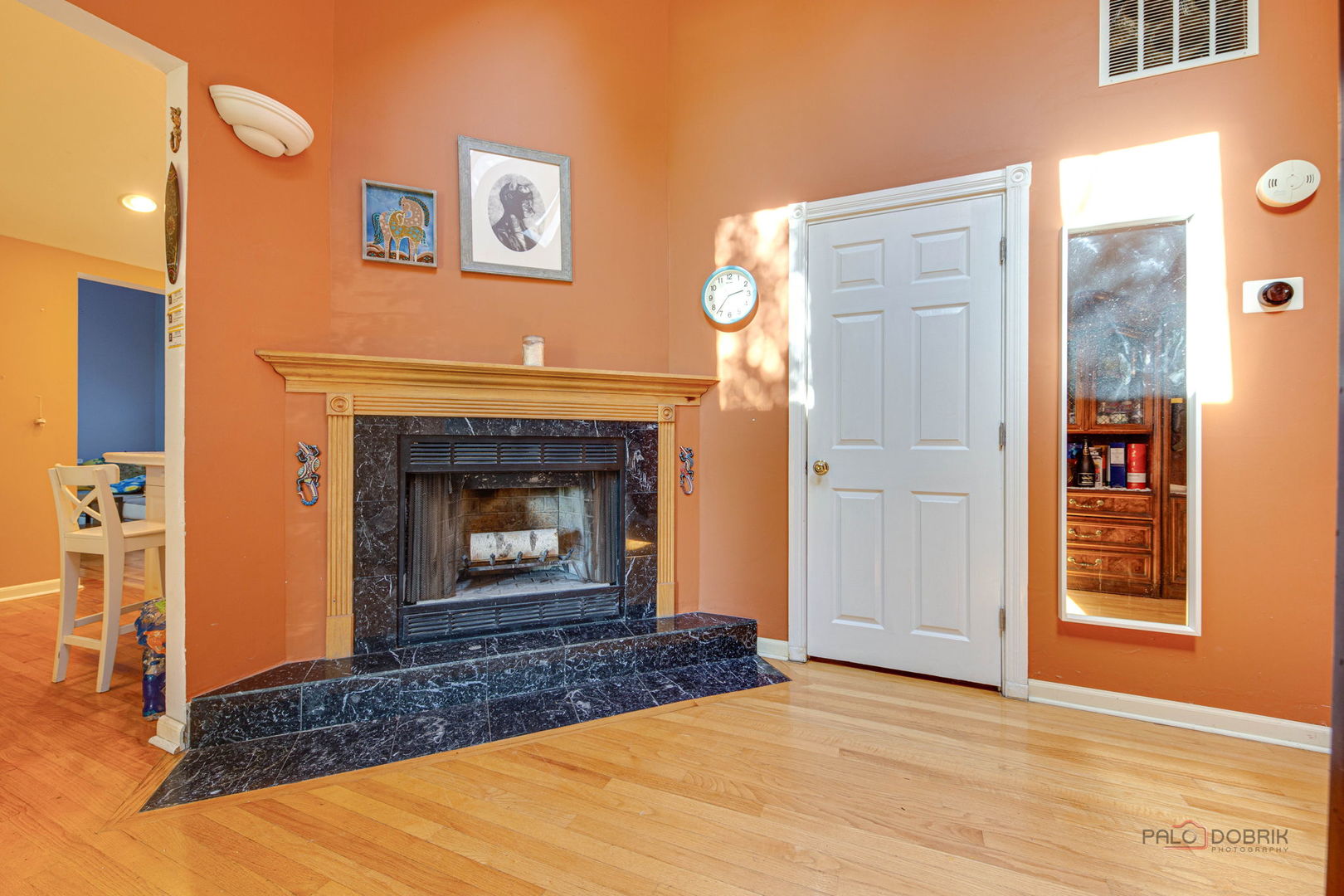 20831 Maple Court Deerfield, IL 60015 - Photo 3 of 37