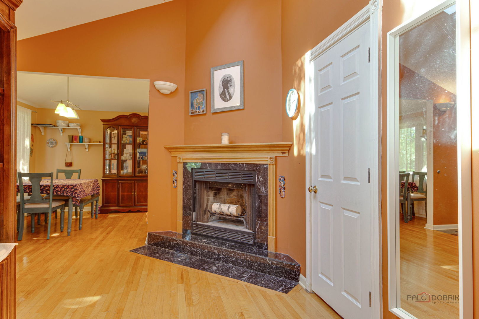 20831 Maple Court Deerfield, IL 60015 - Photo 5 of 37