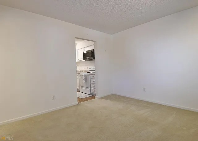 $2,400 | 72 Cobblestone Creek, Peachtree City, GA 30269