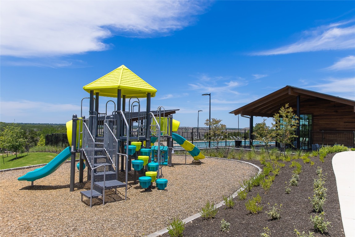 1228 Scenic Grn Loop Georgetown, TX 78628 - Photo 20 of 25 Community Photo