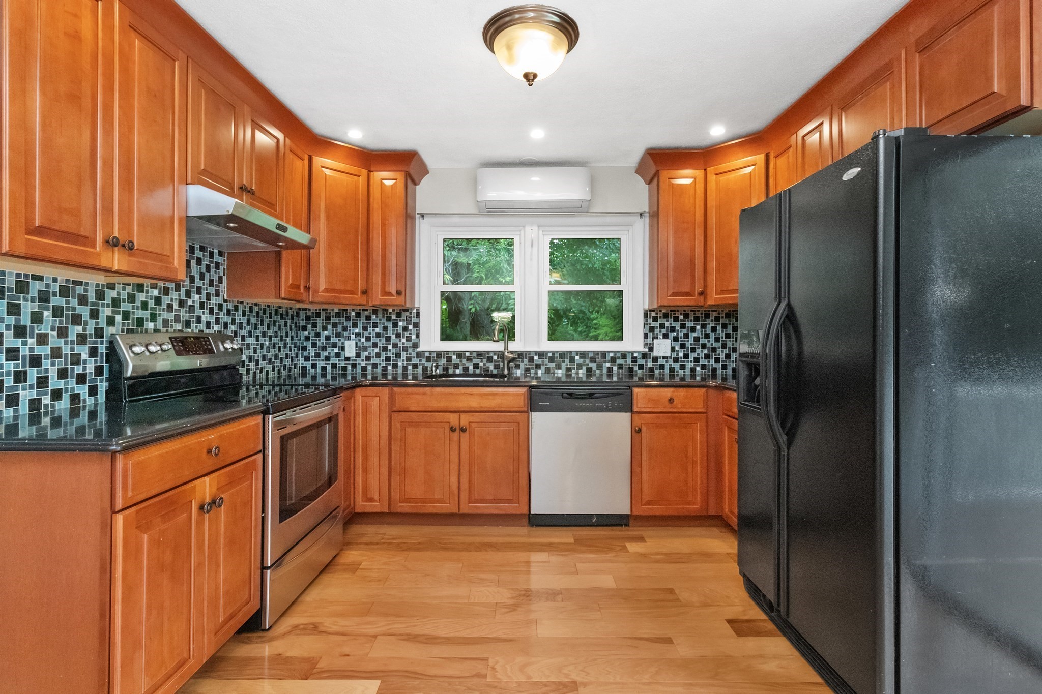 17 Churchill Road Winchester, MA 01890 - Photo 14 of 37 Gallery Image 14