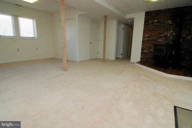 8201 Joshua Court Laurel, MD 20708 - Photo 18 of 30 Family Room