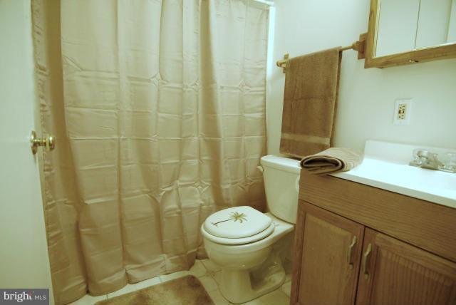 8201 Joshua Court Laurel, MD 20708 - Photo 7 of 30 Bath