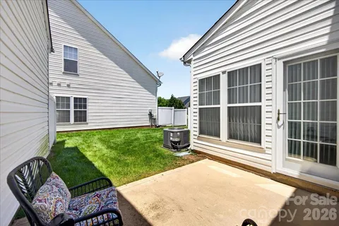 $300,000 | 6222 Professional Boulevard, Harrisburg, NC 28075