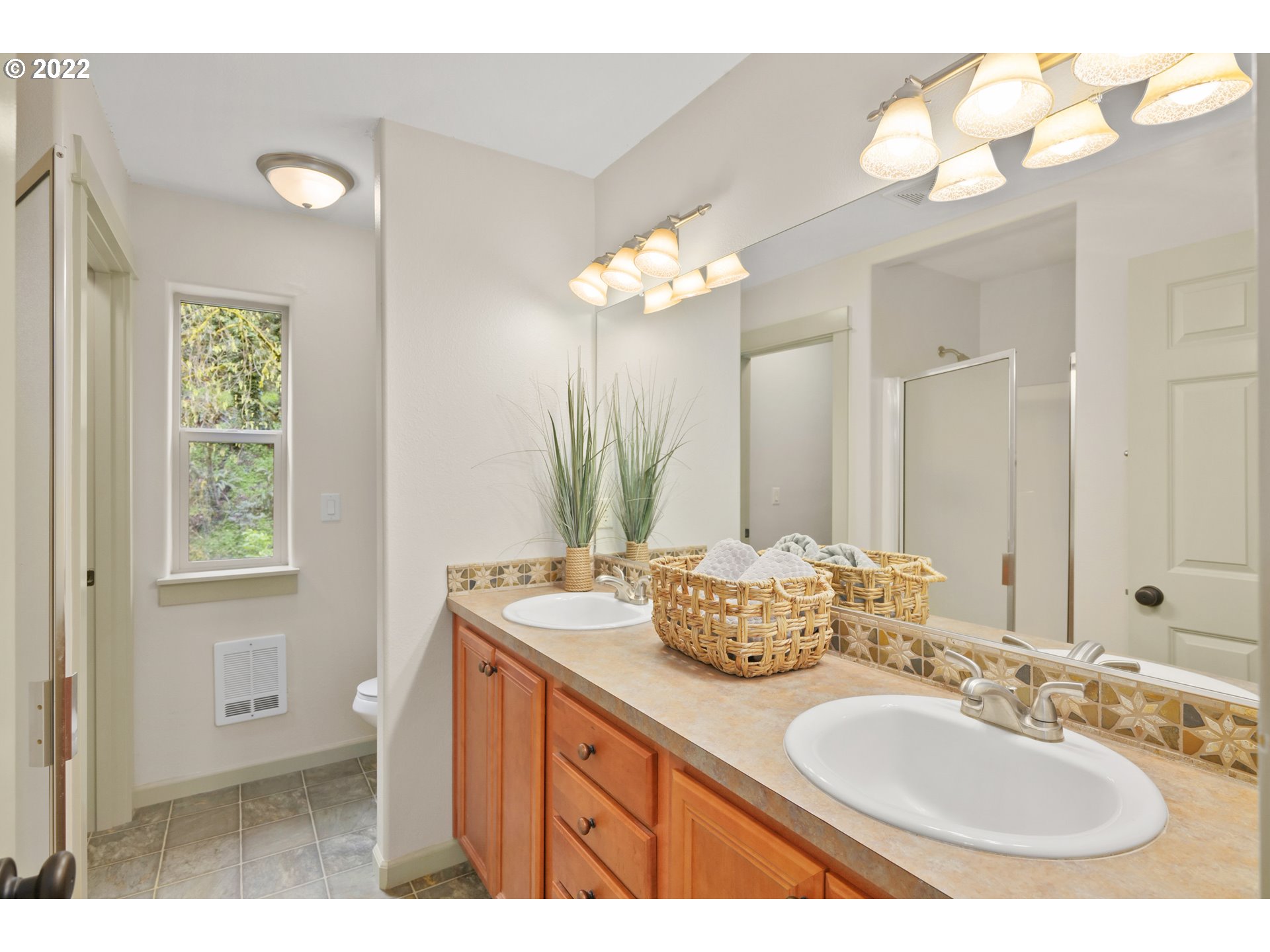4350 Southwest Halcyon Road Tualatin, OR 97062 - Photo 15 of 32 Gallery Image 15