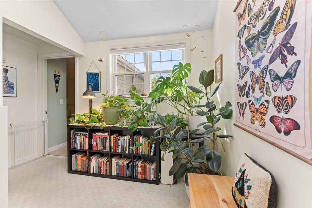 112 Ridgefield Circle, Unit B Clinton, MA 01510 - Photo 14 of 37