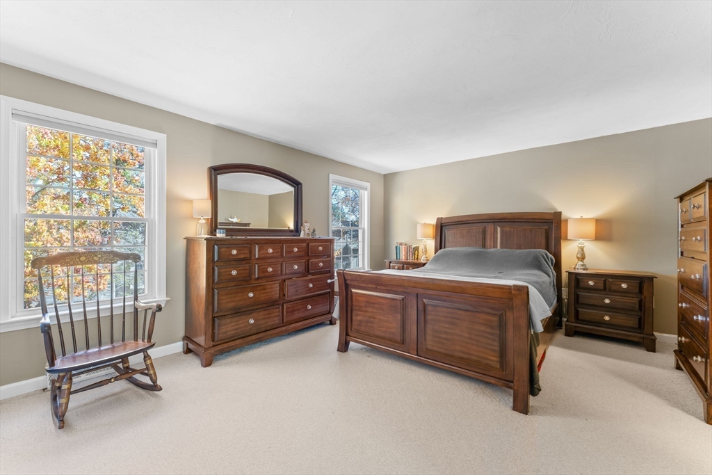 112 Ridgefield Circle, Unit B Clinton, MA 01510 - Photo 15 of 37