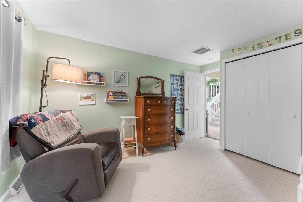 112 Ridgefield Circle, Unit B Clinton, MA 01510 - Photo 21 of 37