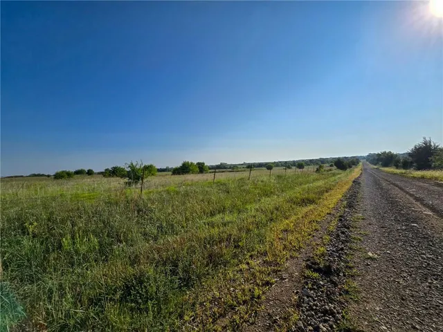 $250,000 | H Avenue, White City, KS 66872